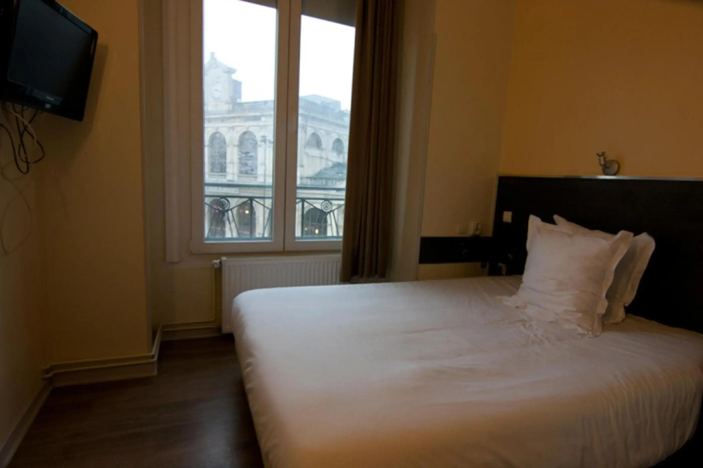 Voir la photo 2 — Hôtel de Londres