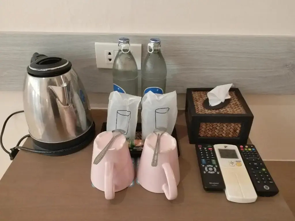 Food & Beverage