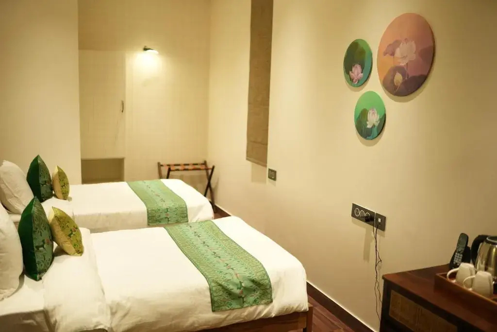 Deluxe Double room twin beds