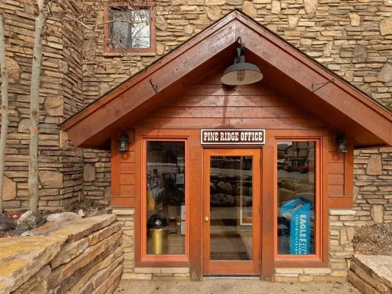Pine Ridge Condominiums