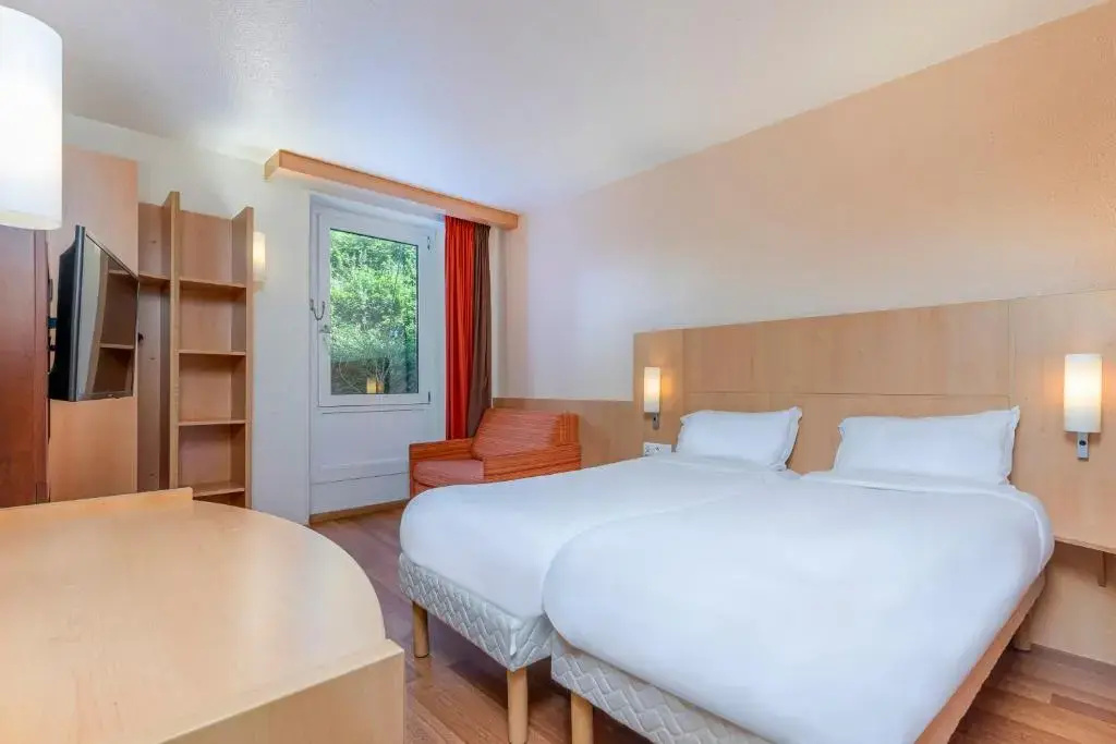 Double room (twin beds)