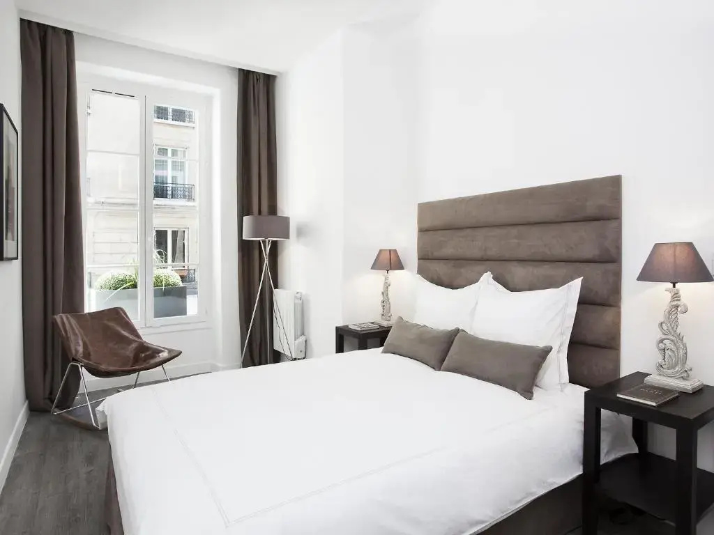 Luxury 3 Bedrooms Grands-Boulevards I by Livinparis