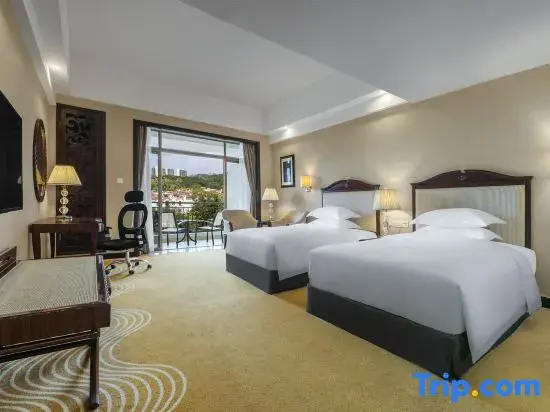 Standard room with balcony