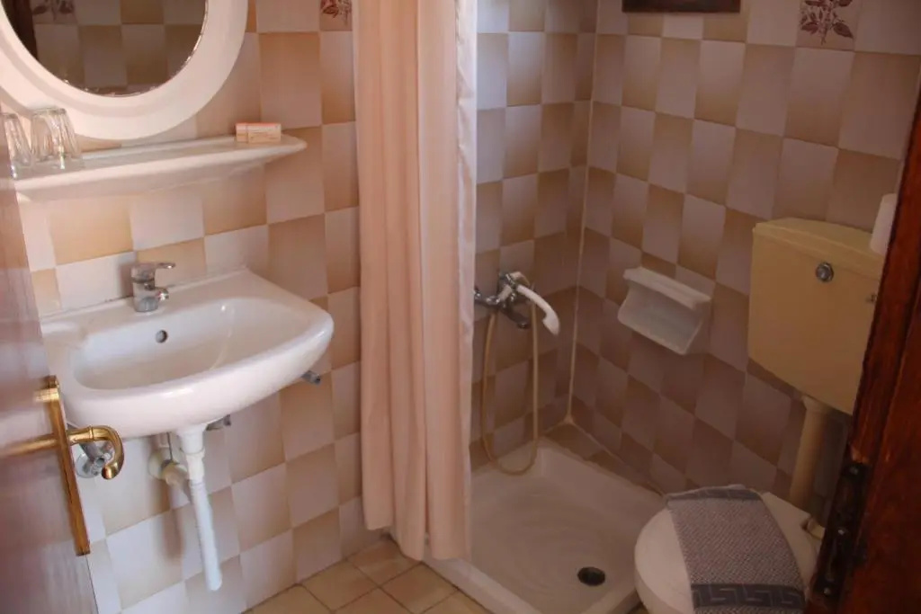 Standard Double room with sea view (full double bed)
