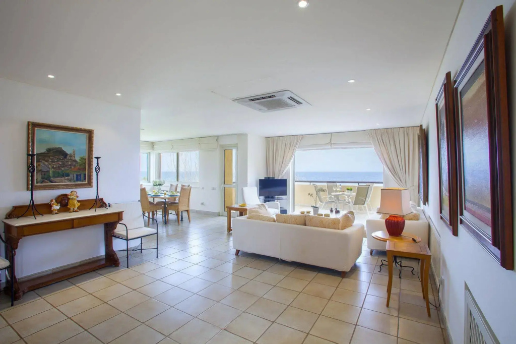 Alia Seafront Suite - Général