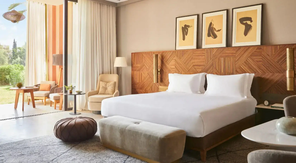 Double Suite with mountain view (full double bed)