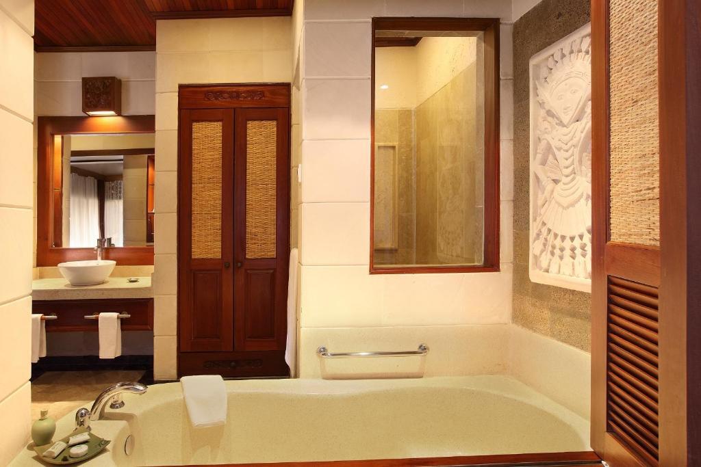 Bali Tropic Resort & Spa