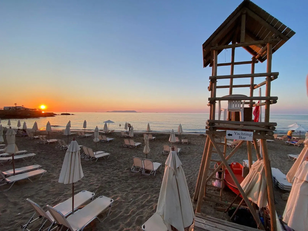 Beach & Waterfront