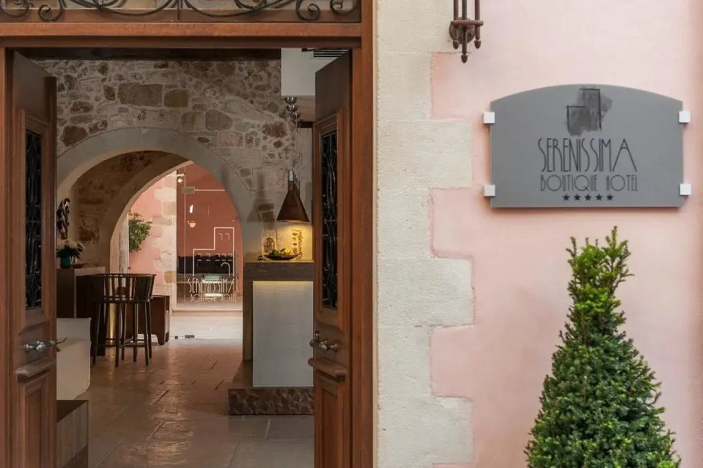 Serenissima Boutique Hotel