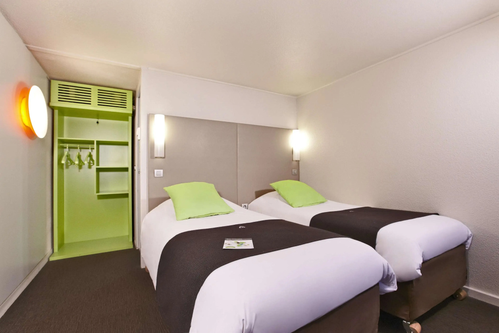 Standard Double room (twin beds)