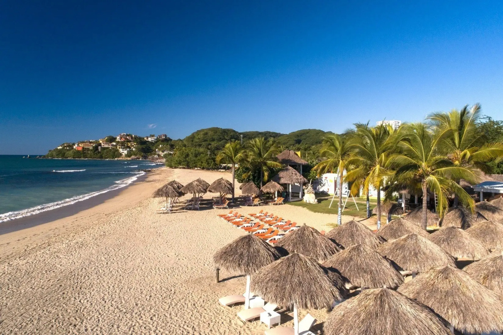 Beach & Waterfront