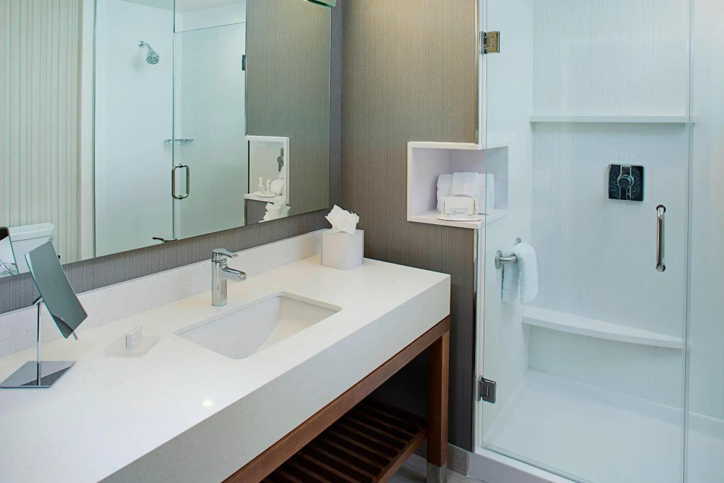 Courtyard by Marriott Dallas Carrollton - Chambres