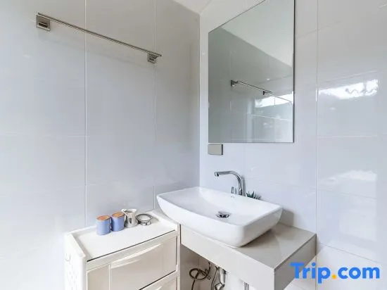 Modern Pool Villa 3BR | Serene Phuket Stay V303