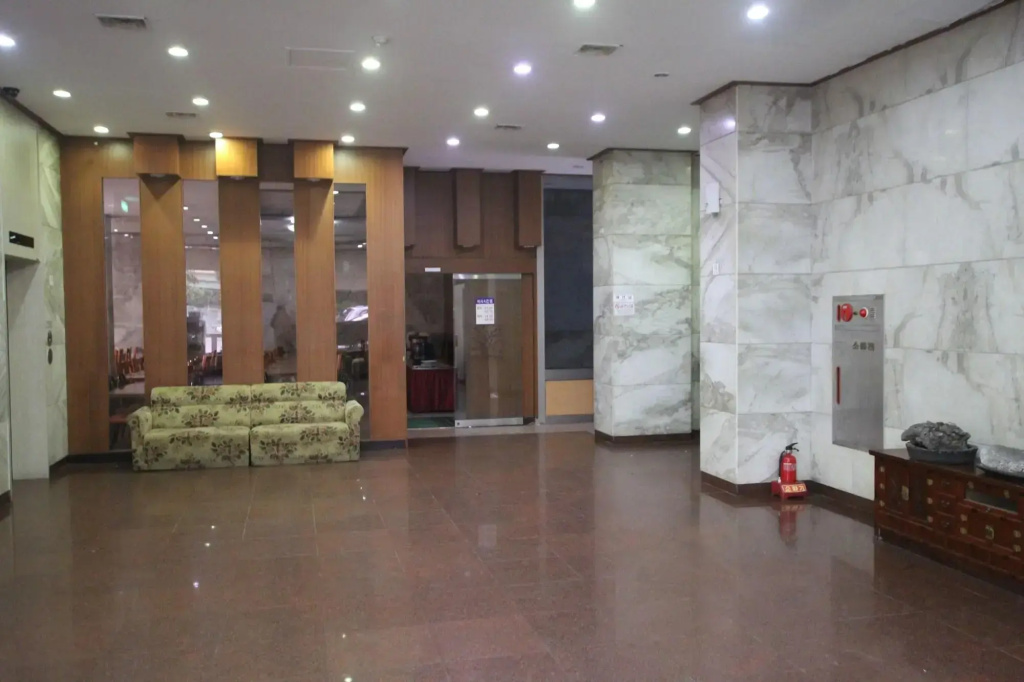 Hotel New World - Général
