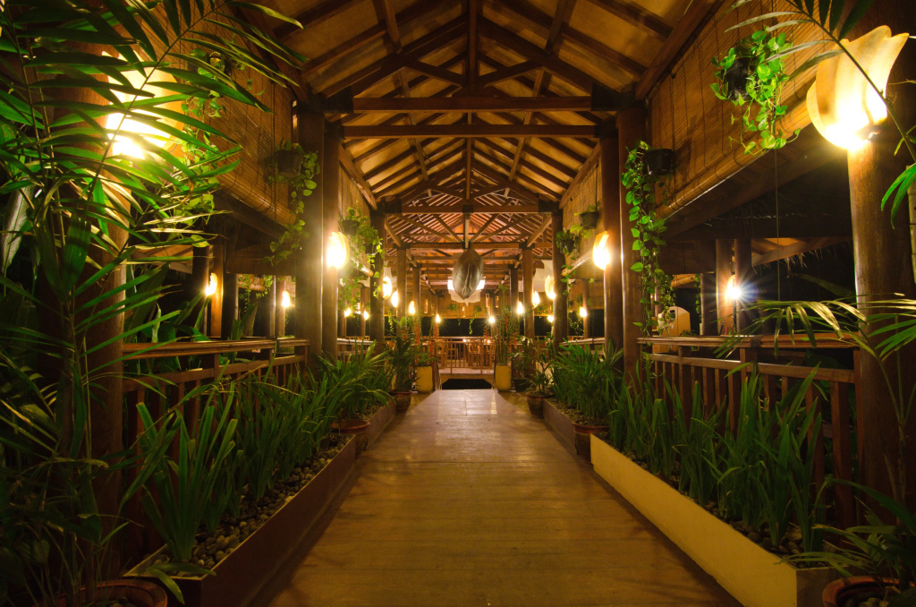 Lobby & Reception