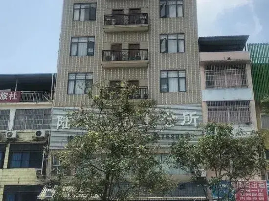 Nanning Donghai Hotel (Wuwei Airport)