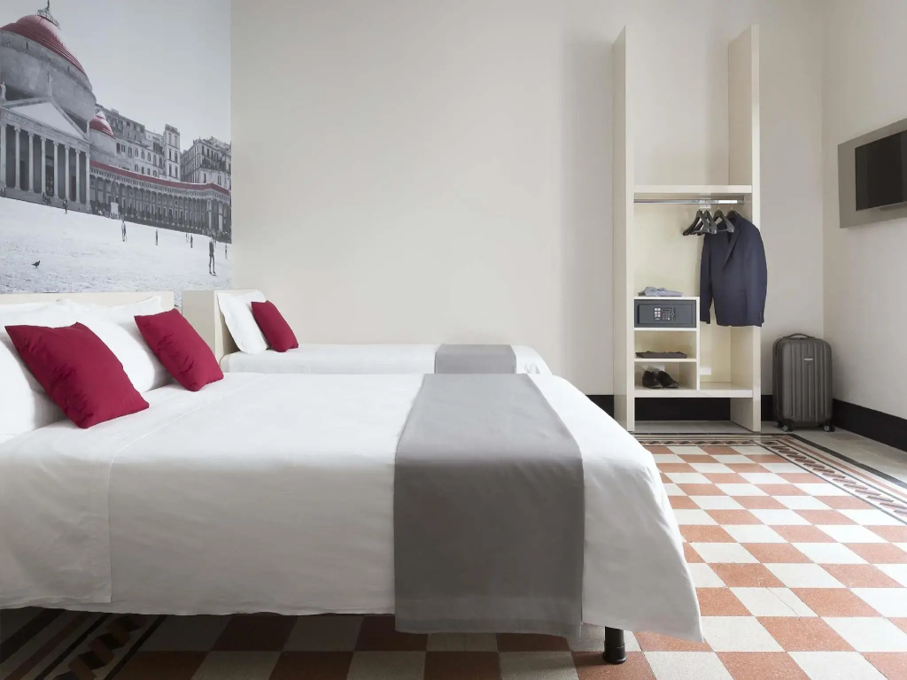 Triple room