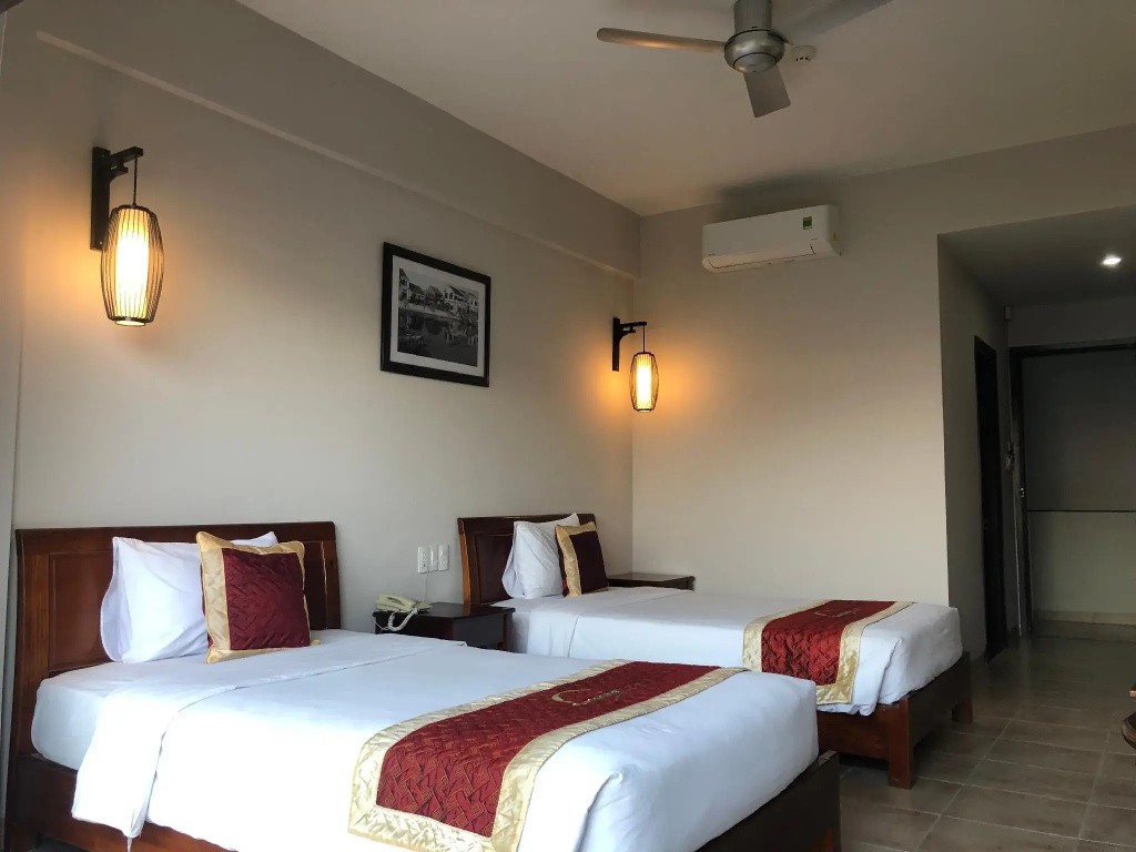 Deluxe Double room with balcony (twin beds)