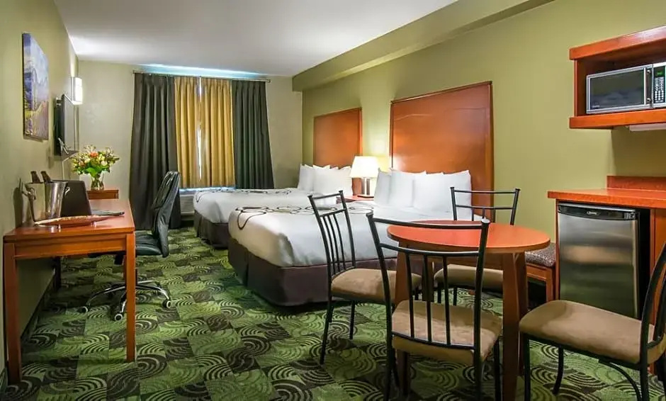Deerfoot Inn & Casino - Chambres