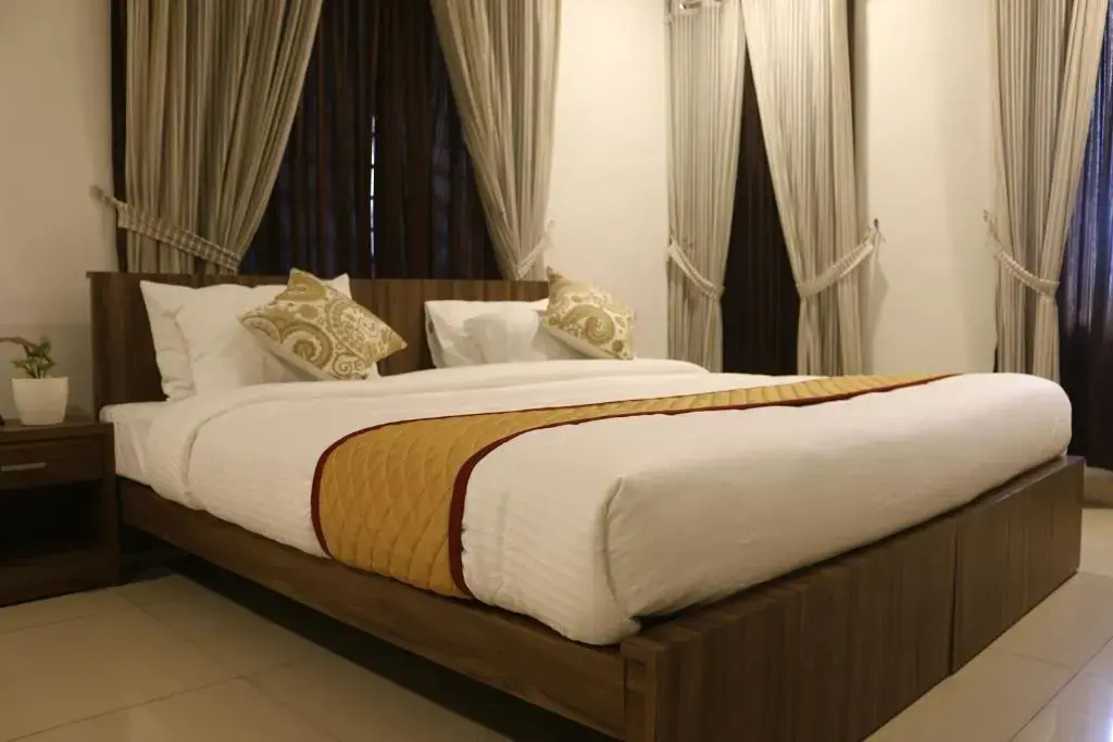 Deluxe Double room (full double bed)