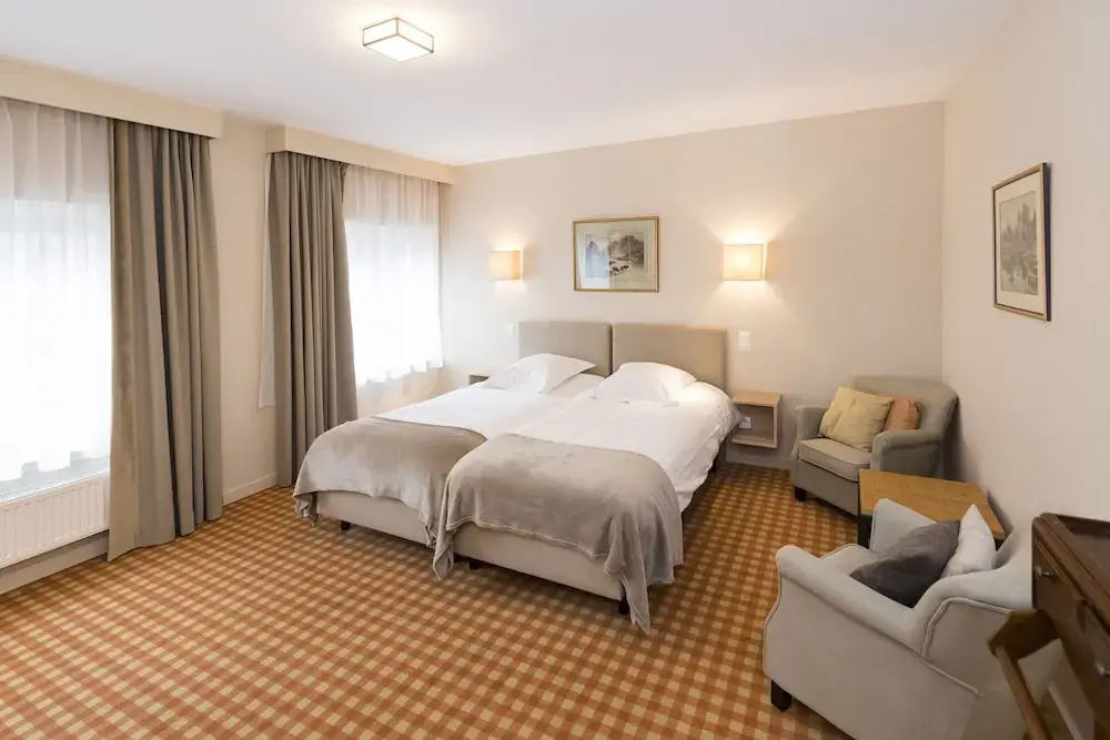 Superior room