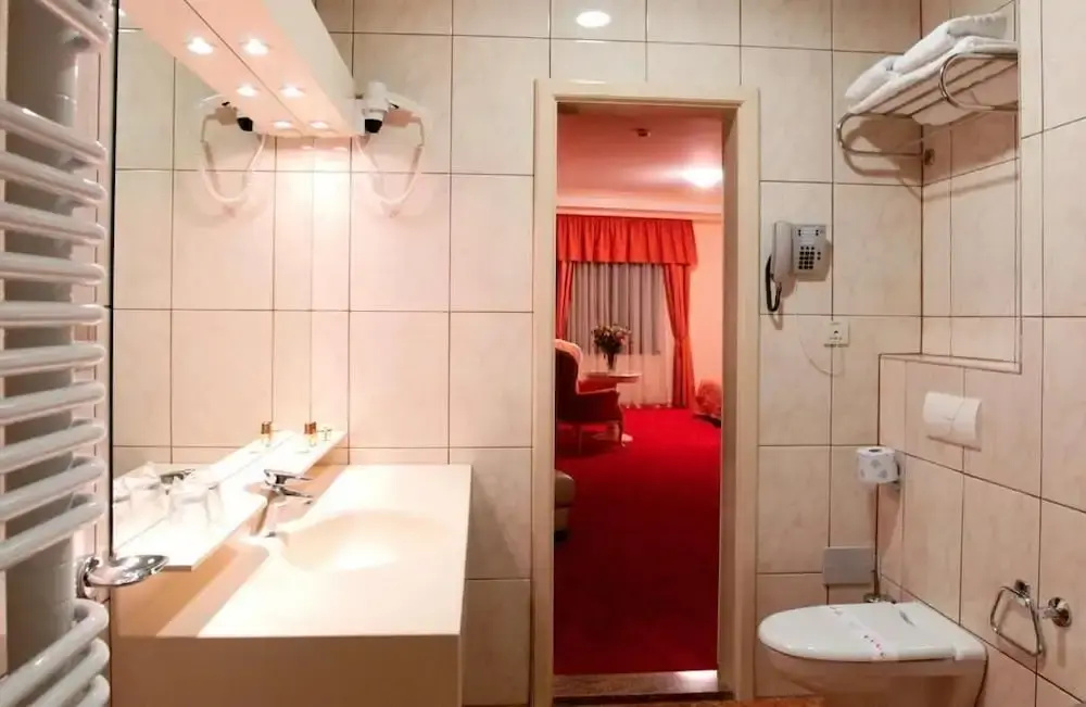 Hotel photo 8