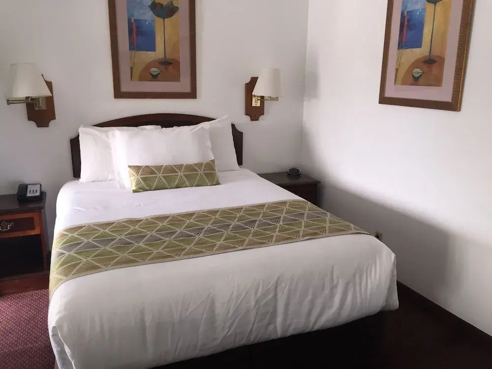 2 Bedrooms Standard Family room