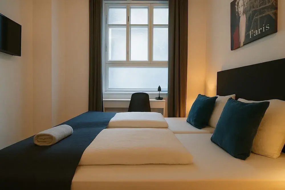 Standard Double room (twin beds)