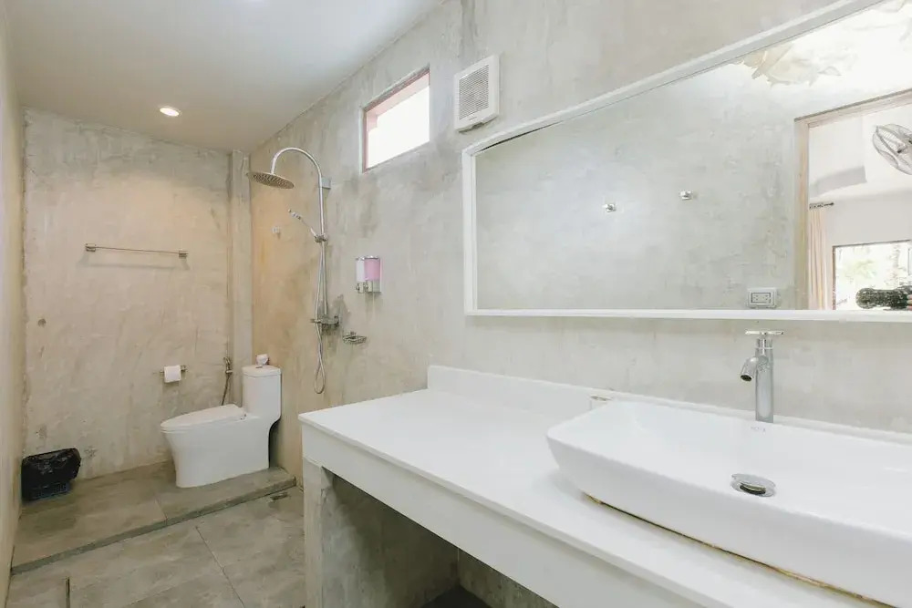 Двухместный номер Standard с балконом двуспальная кровать в Kataonsea Bungalows