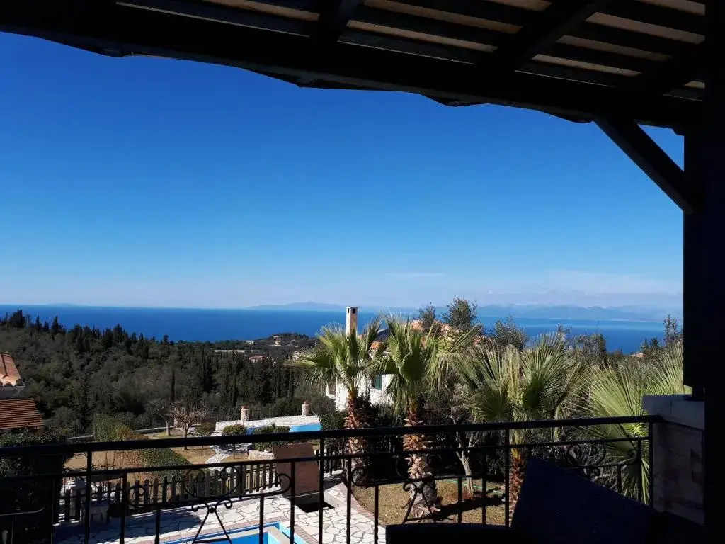 3 Bedrooms Villa