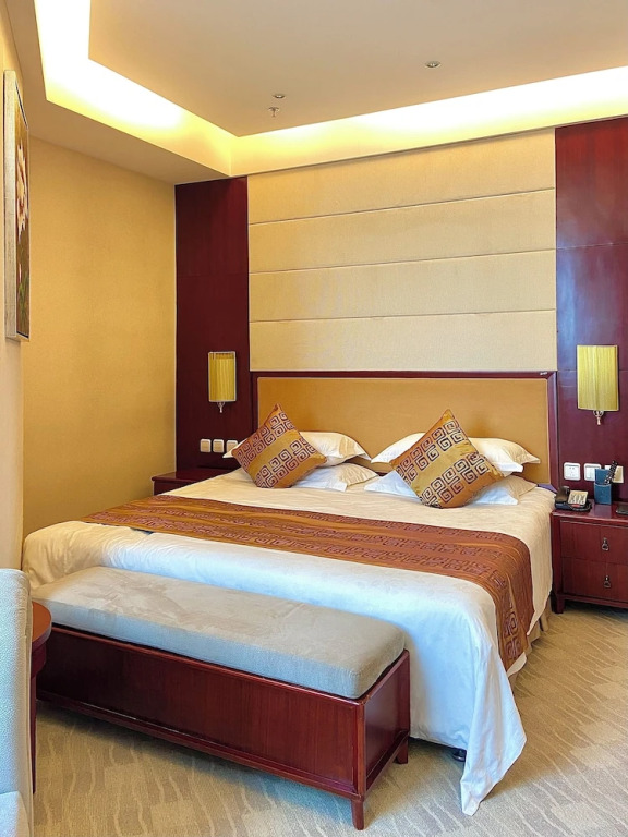 Люкс в Пекин Палас Soluxe Hotel Astana