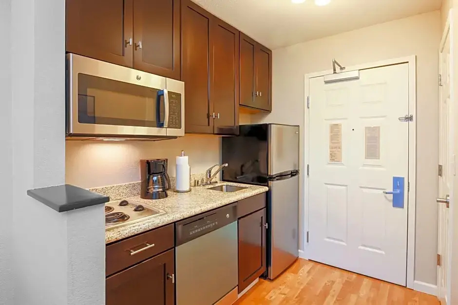 2 Bedrooms Quadruple Suite