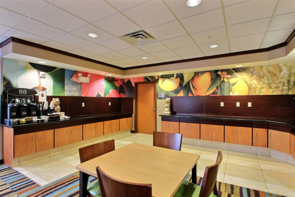 Fairfield Inn & Suites by Marriott Milwaukee Airport - Général