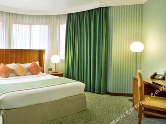 City Seasons Al Hamra Hotel