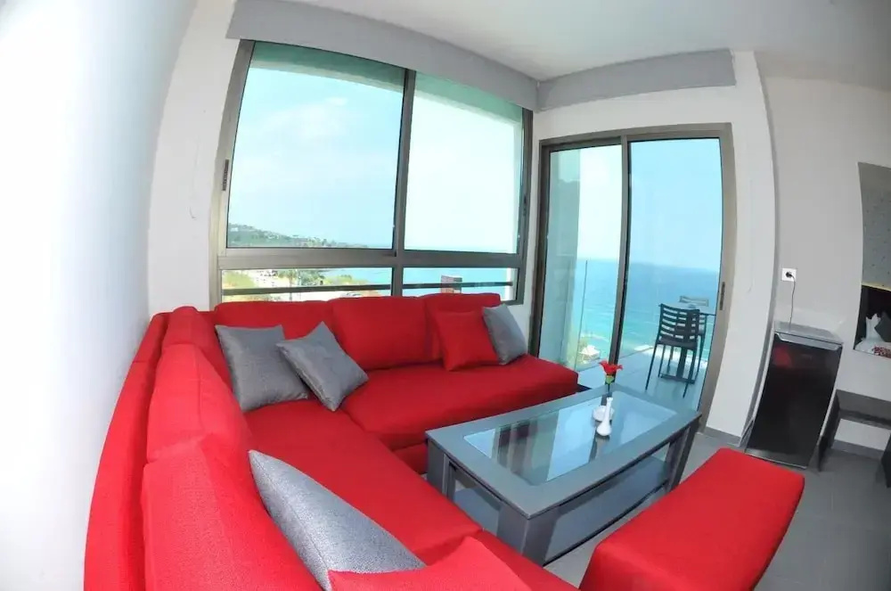 Luxury Suite