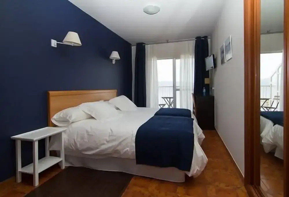 Standard Double room with balcony (full double bed)