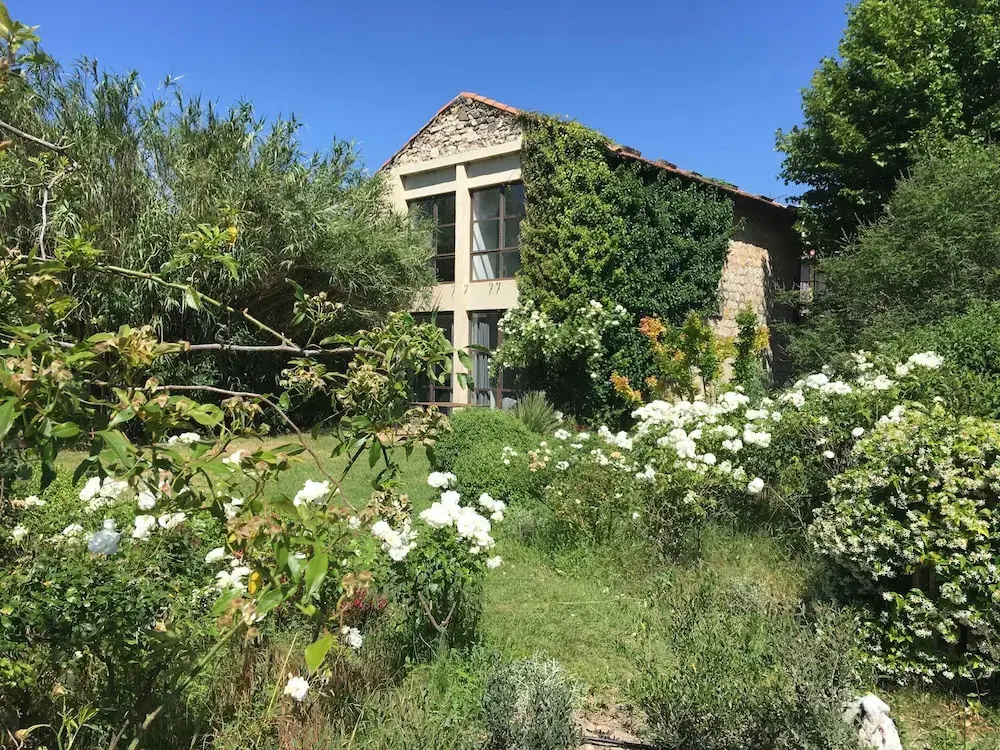 Villa Vilo Your Paradise in the Heart of Alpilles