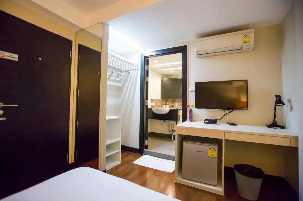 Отель Snooze Hotel Thonglor Bangkok в Бангкоке