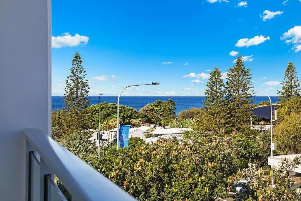 3 Bedrooms Apartment with sea view