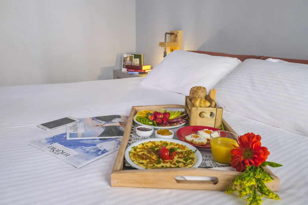 Lotus Center Hotel, ,