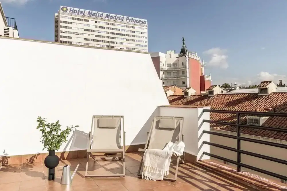 Trentola - 3 Bedroom in Malasa a