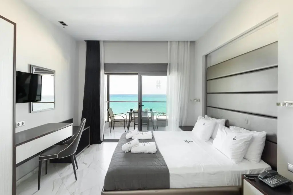 Standard Double room with balcony and with sea view (full double bed)