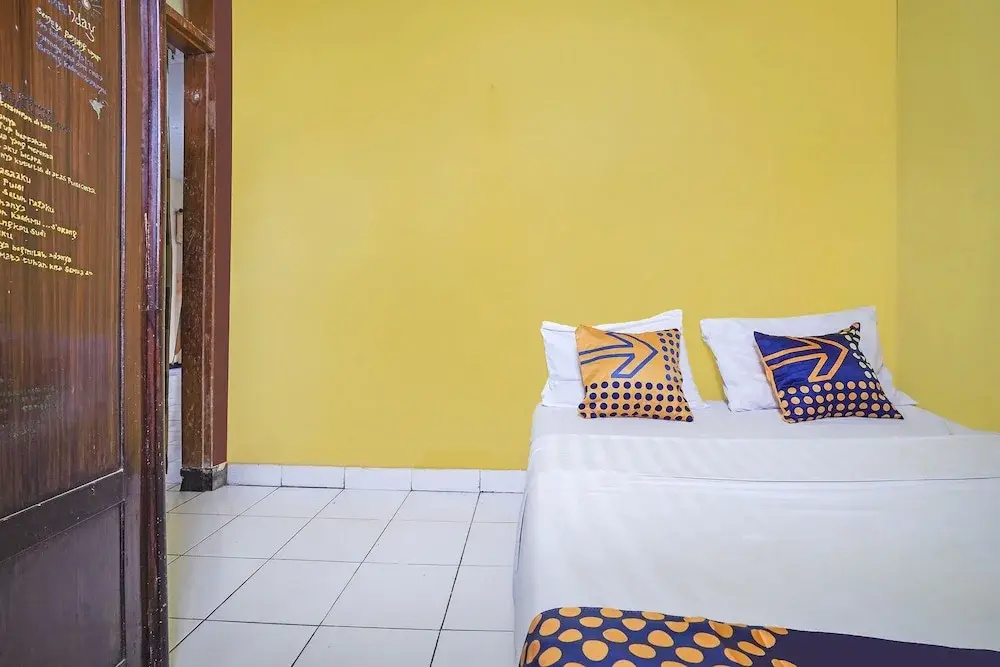 OYO Homes 90914 Eco Tourism Desa Cipada Bukit Senyum Homestay Syariah