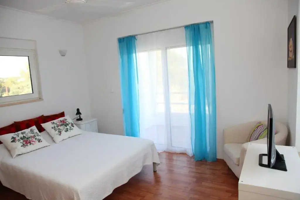 Afroditi-VILLA-4, private pool, sea and golf