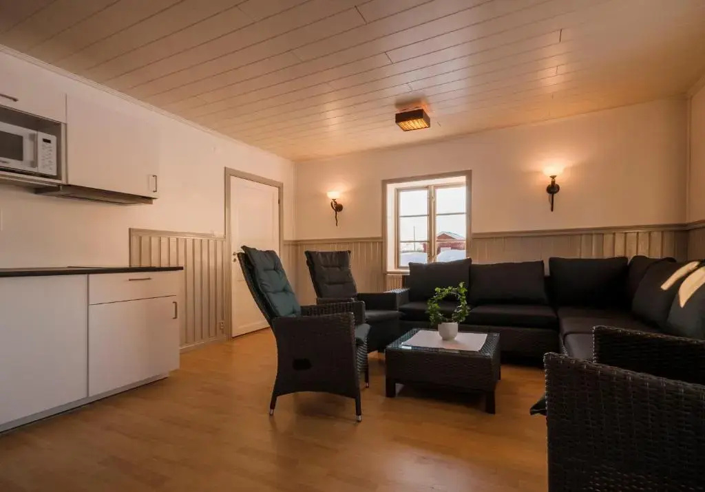 Economy room