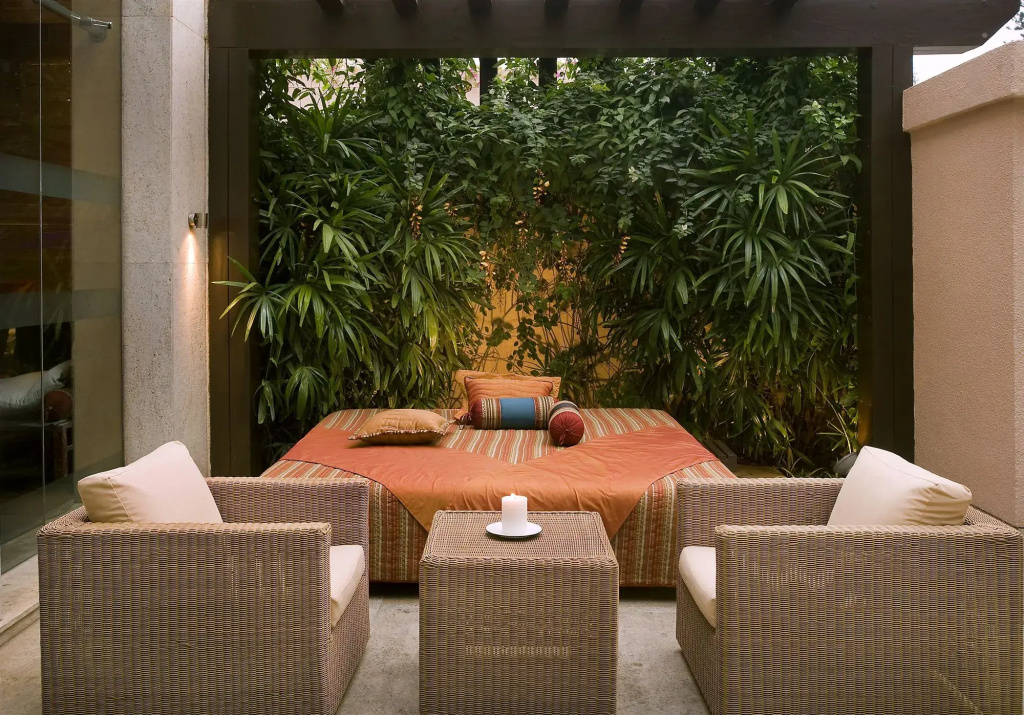Balcony & Terrace