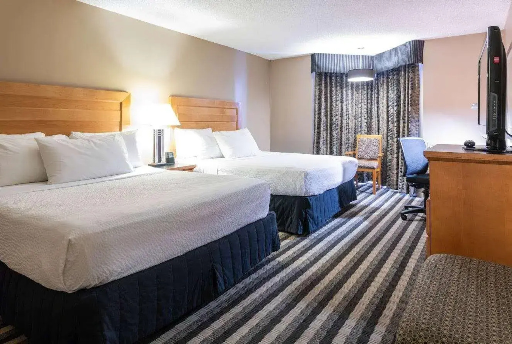 Deluxe Quadruple room
