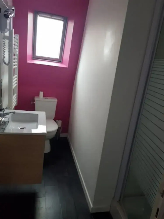 Comfort room