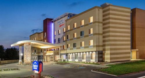 Fairfield Inn & Suites by Marriott Winona image