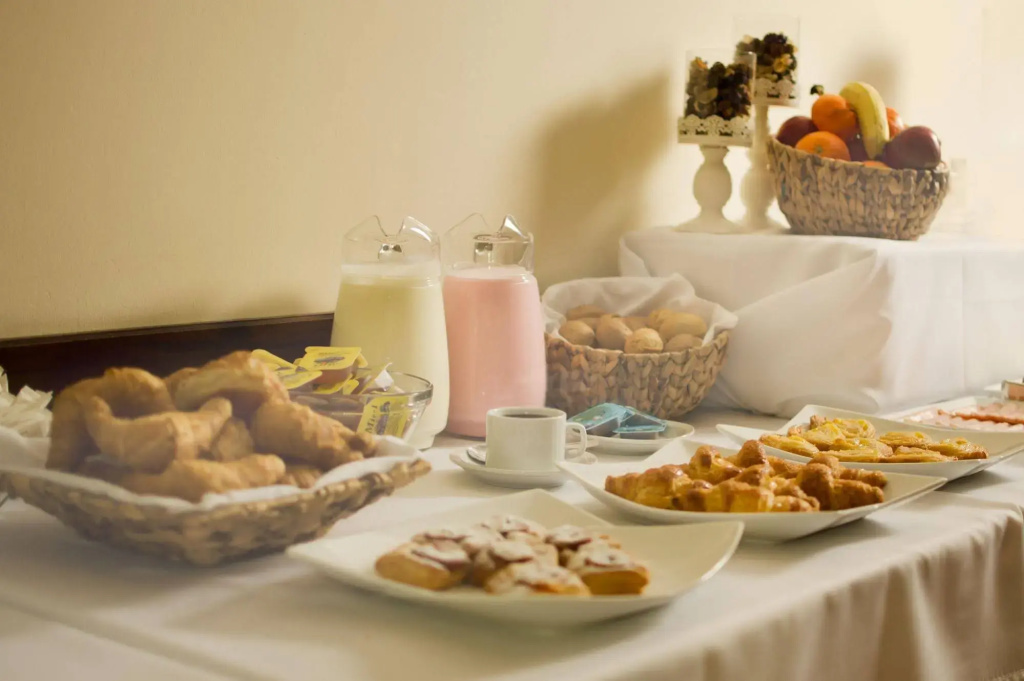 Hotel photo 12